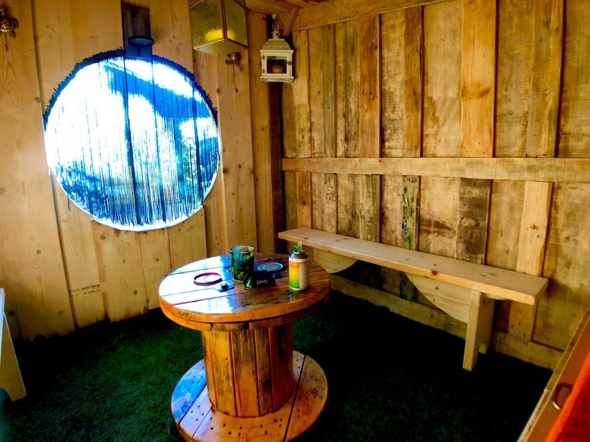 Au Chalet D'Isa Havelange エクステリア 写真